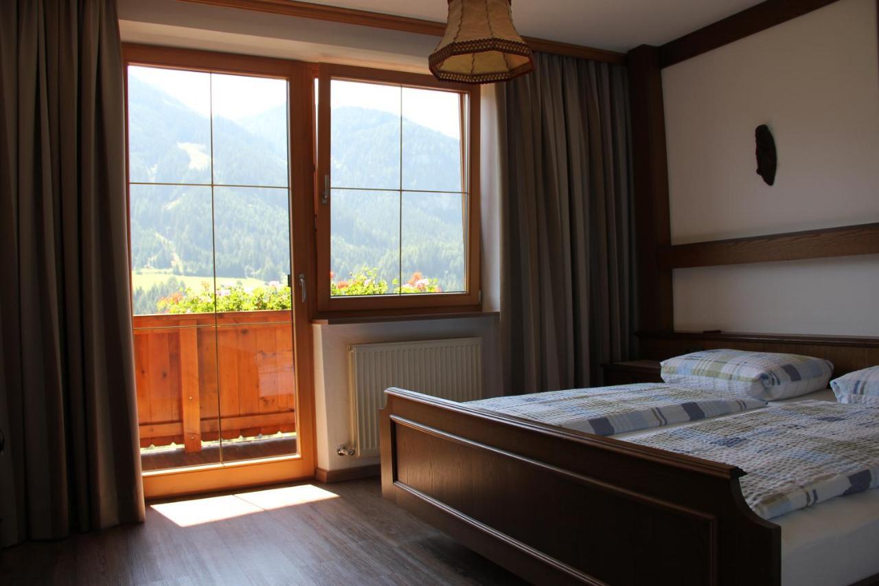 Haus Mader Hotel Trins Room photo